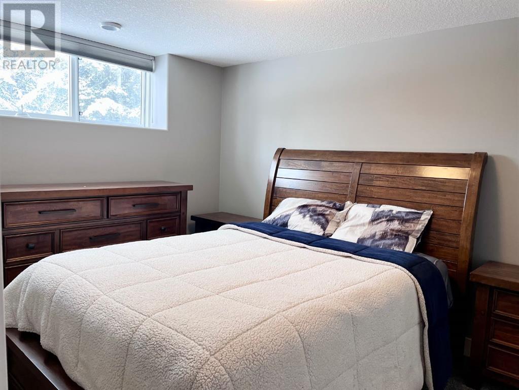 1093 Makenny Street, Hinton, Alberta  T7V 1H3 - Photo 24 - A2202823