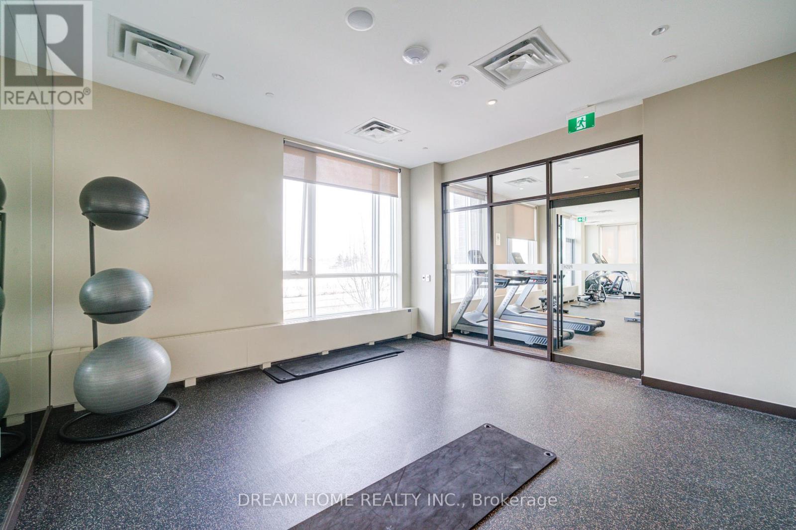 816 - 60 Honeycrisp Crescent, Vaughan, Ontario  L4K 0N5 - Photo 13 - N12041860