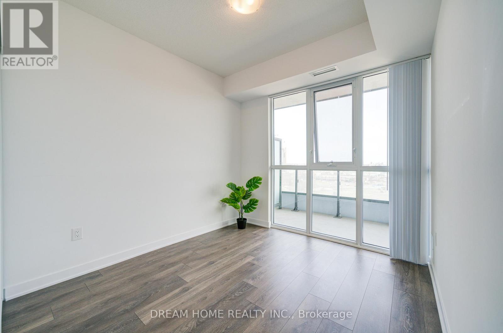 816 - 60 Honeycrisp Crescent, Vaughan, Ontario  L4K 0N5 - Photo 4 - N12041860