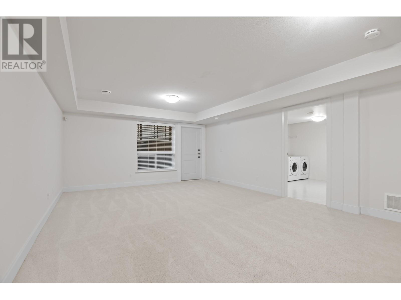 1511 Dayton Street, Coquitlam, British Columbia  V3E 0J6 - Photo 34 - R2970669