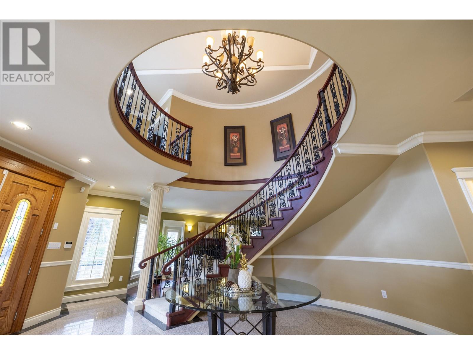 Property at 5388 RUGBY STREET image 2