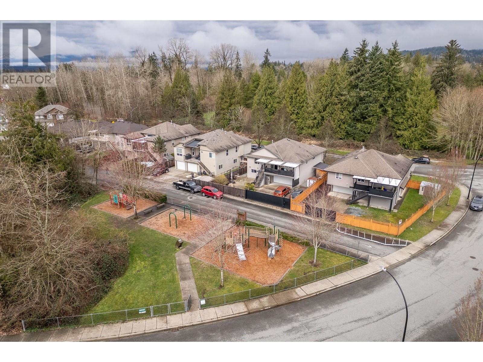 23960 Abernethy Way, Maple Ridge, British Columbia  V4R 1N2 - Photo 37 - R2981170