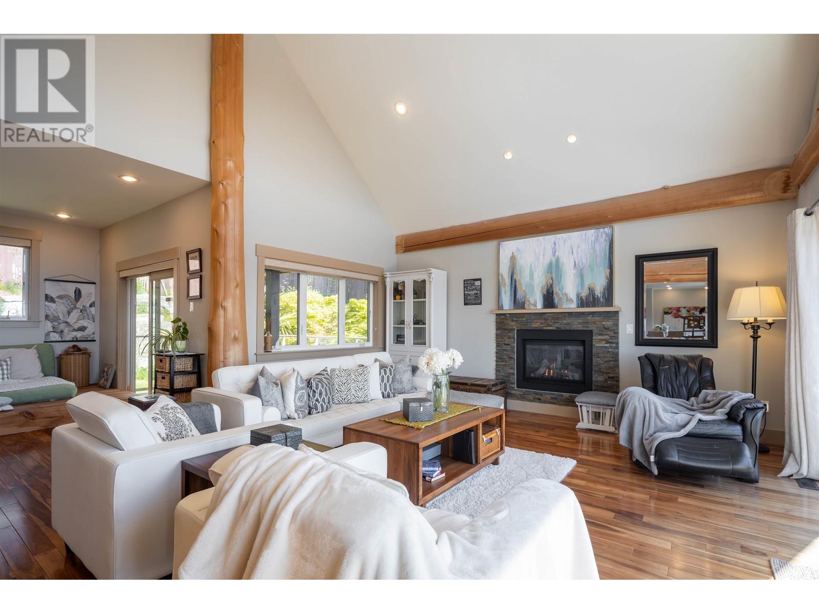 5936 Barnacle Street, Sechelt, British Columbia  V7Z 0V4 - Photo 7 - R2982141