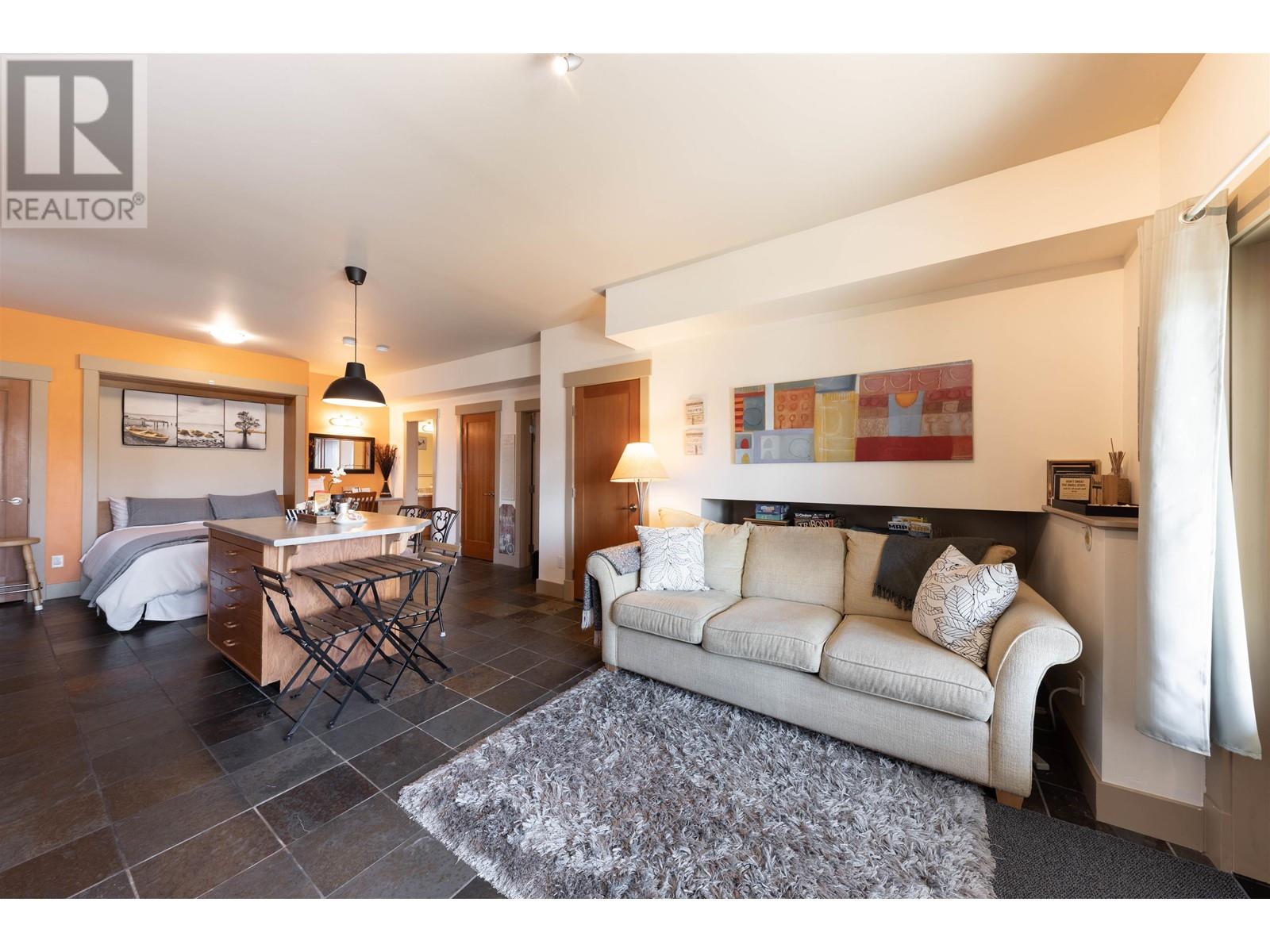 5936 Barnacle Street, Sechelt, British Columbia  V7Z 0V4 - Photo 18 - R2982141