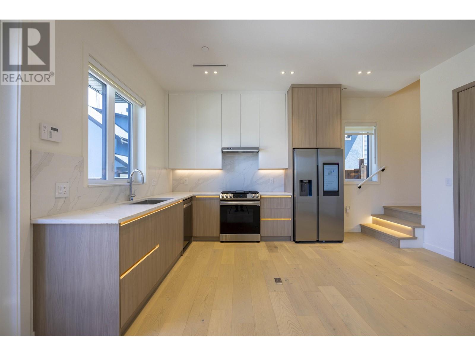 3225 E 29th Avenue, Vancouver, British Columbia  V5R 1W4 - Photo 11 - R2953452
