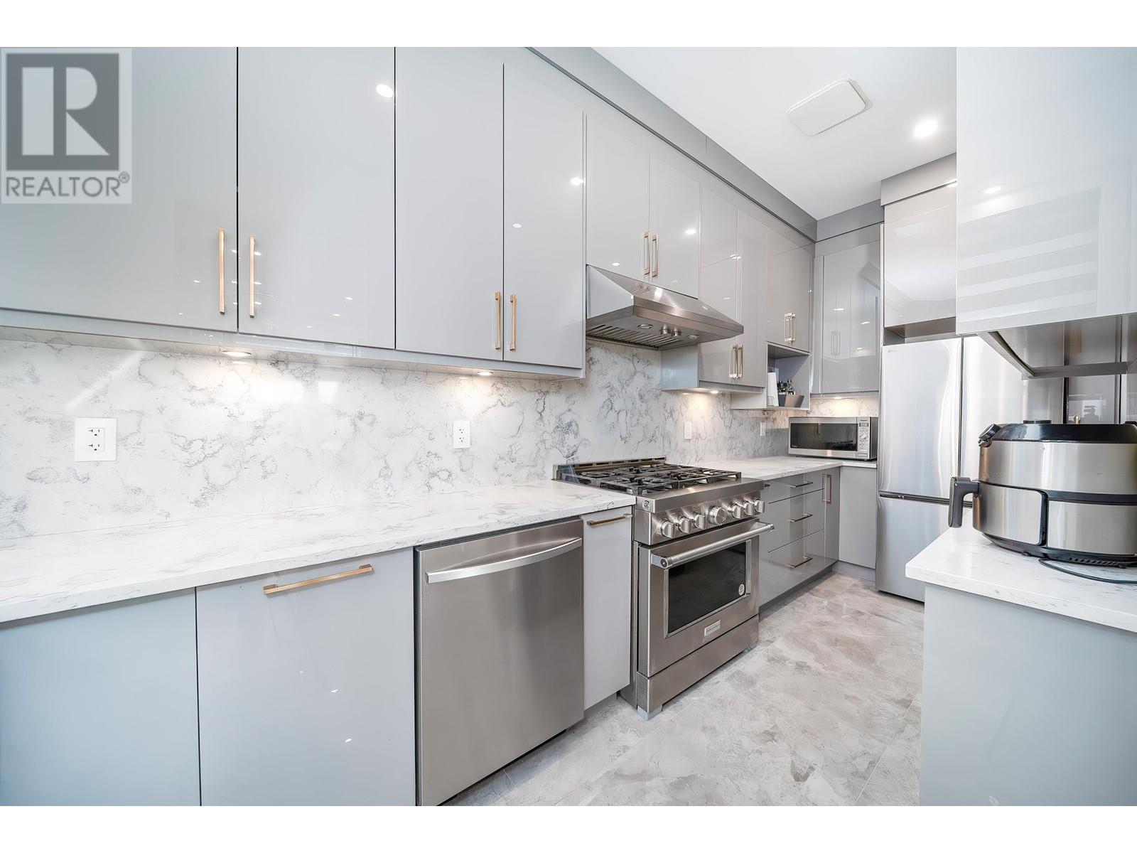 5535 Monarch Street, Burnaby, British Columbia  V5G 1Z9 - Photo 12 - R2981600