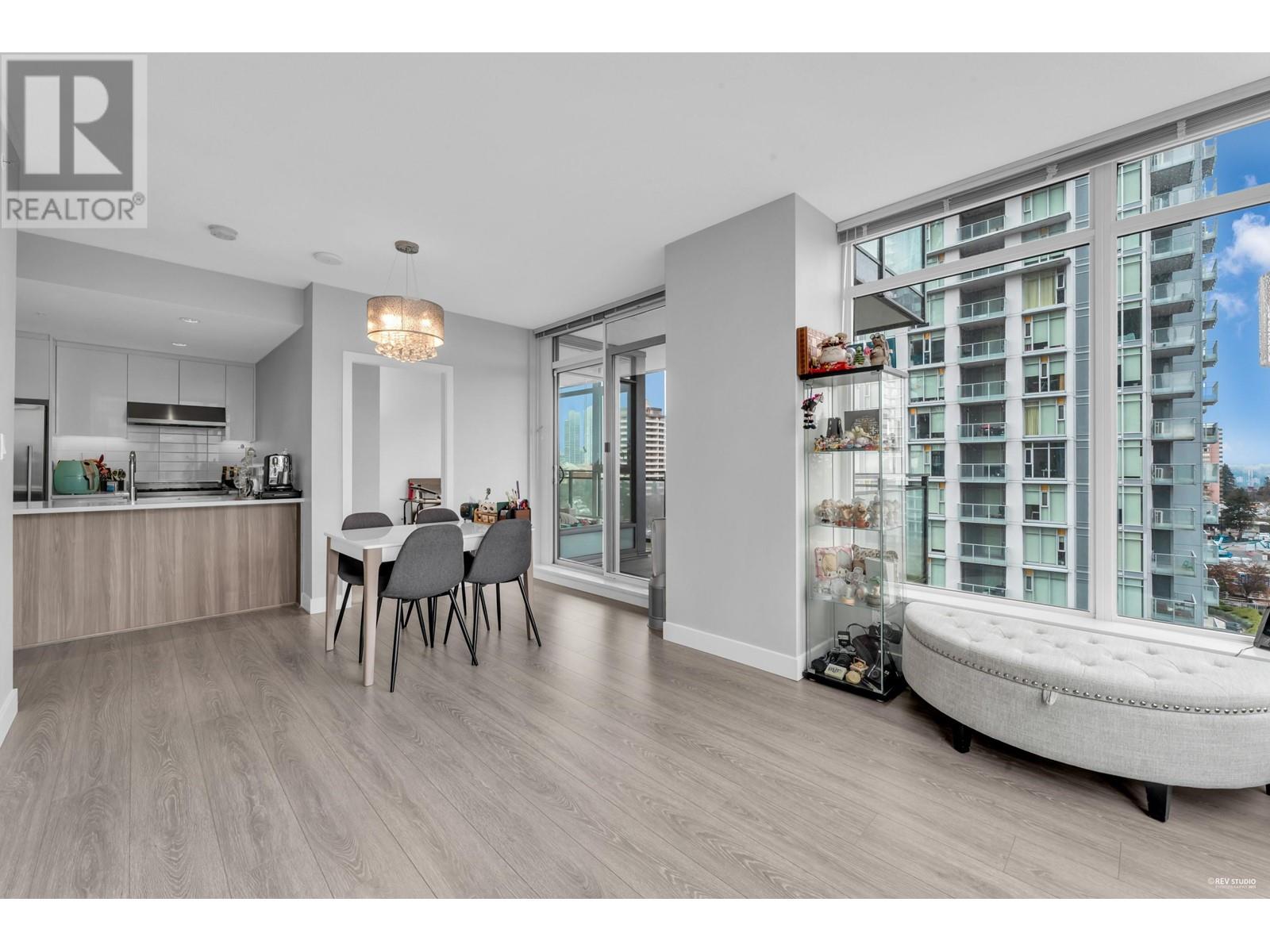 806 4900 Lennox Lane, Burnaby, British Columbia  V5H 0G9 - Photo 5 - R2981891