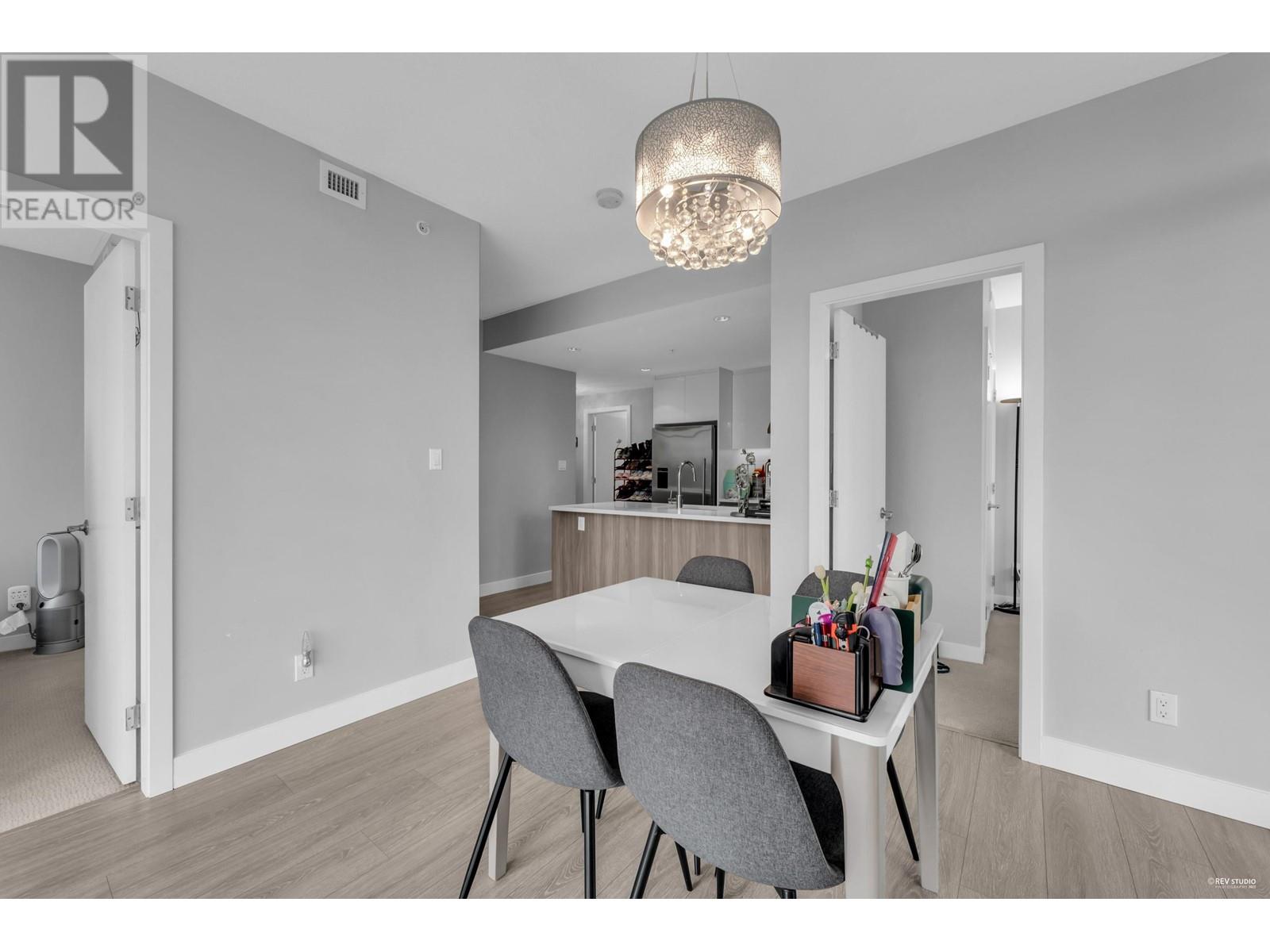 806 4900 Lennox Lane, Burnaby, British Columbia  V5H 0G9 - Photo 9 - R2981891