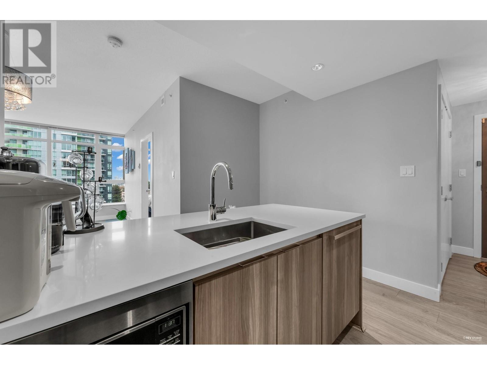 806 4900 Lennox Lane, Burnaby, British Columbia  V5H 0G9 - Photo 14 - R2981891