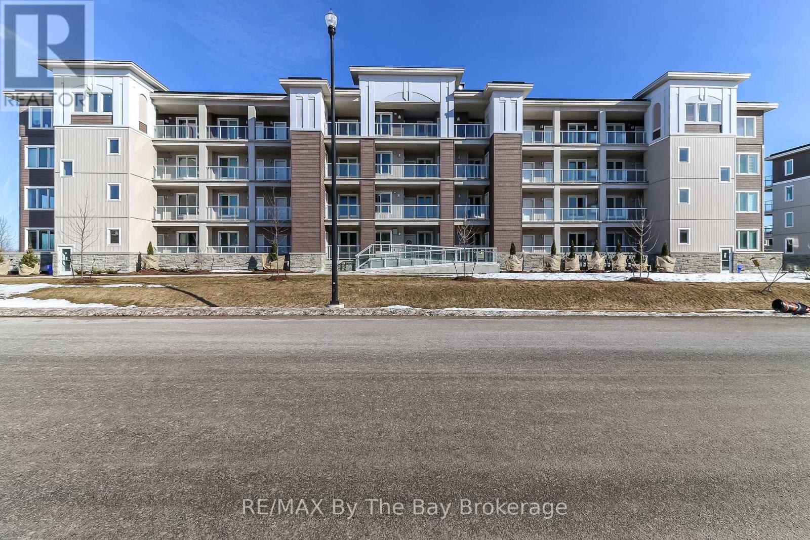 205 - 17 Spooner Crescent, Collingwood, Ontario  L9Y 1T3 - Photo 39 - S12016390