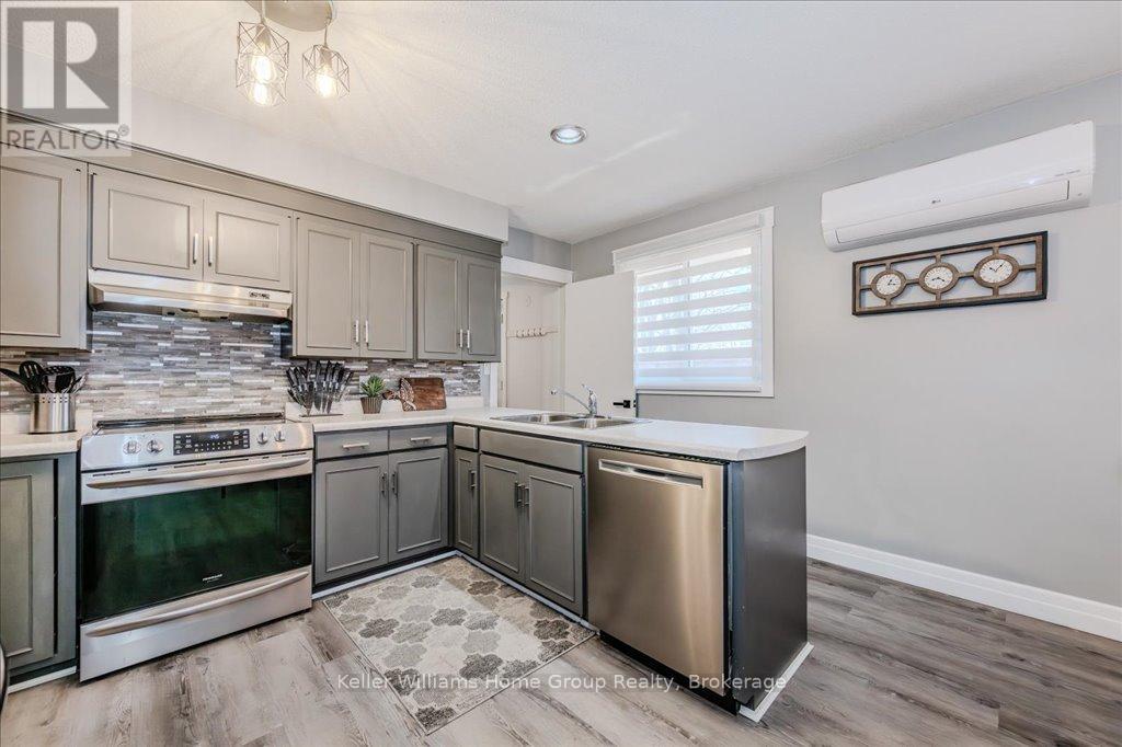 135 Lillico Avenue S, North Perth, Ontario  N4W 2L4 - Photo 6 - X12041926