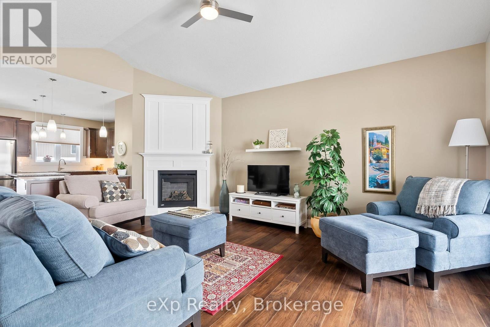 127 Dougs Crescent, Wellington North, Ontario  N0G 2L4 - Photo 4 - X12041953