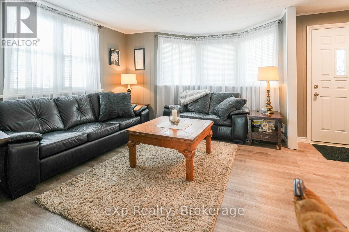 650 9th Street W, Owen Sound, Ontario  N4K 3P6 - Photo 3 - X12014001