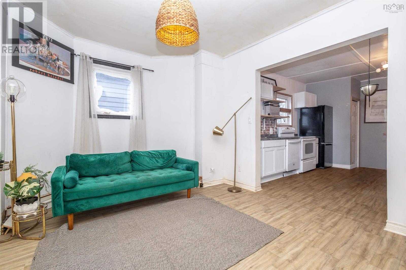 71 Catherine Street, Whitney Pier, Nova Scotia  B1N 2W2 - Photo 11 - 202505816