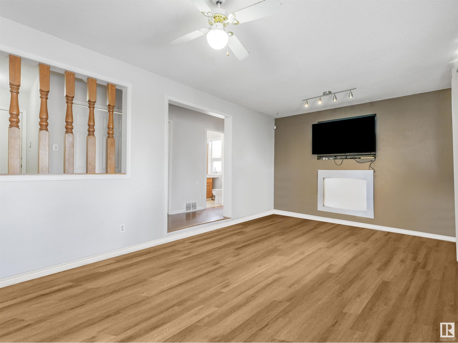 4930 27a Av Nw, Edmonton, Alberta  T6L 6B3 - Photo 28 - E4427460