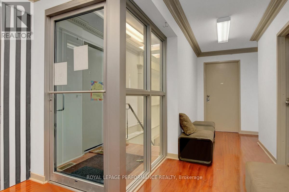 255 Montreal Road, Ottawa, Ontario  K1L 6C4 - Photo 5 - X12041940