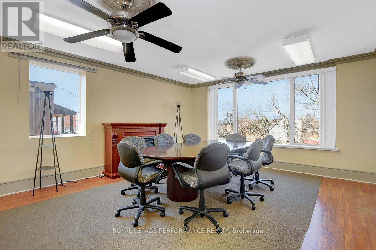 255 Montreal Road, Ottawa, Ontario  K1L 6C4 - Photo 6 - X12041940