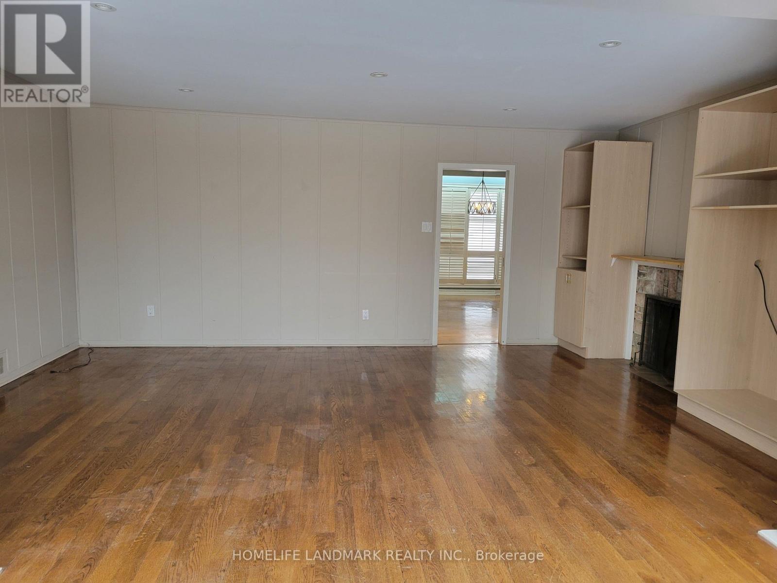 42 Saintfield Avenue, Toronto, Ontario  M3C 2M6 - Photo 6 - C11995007