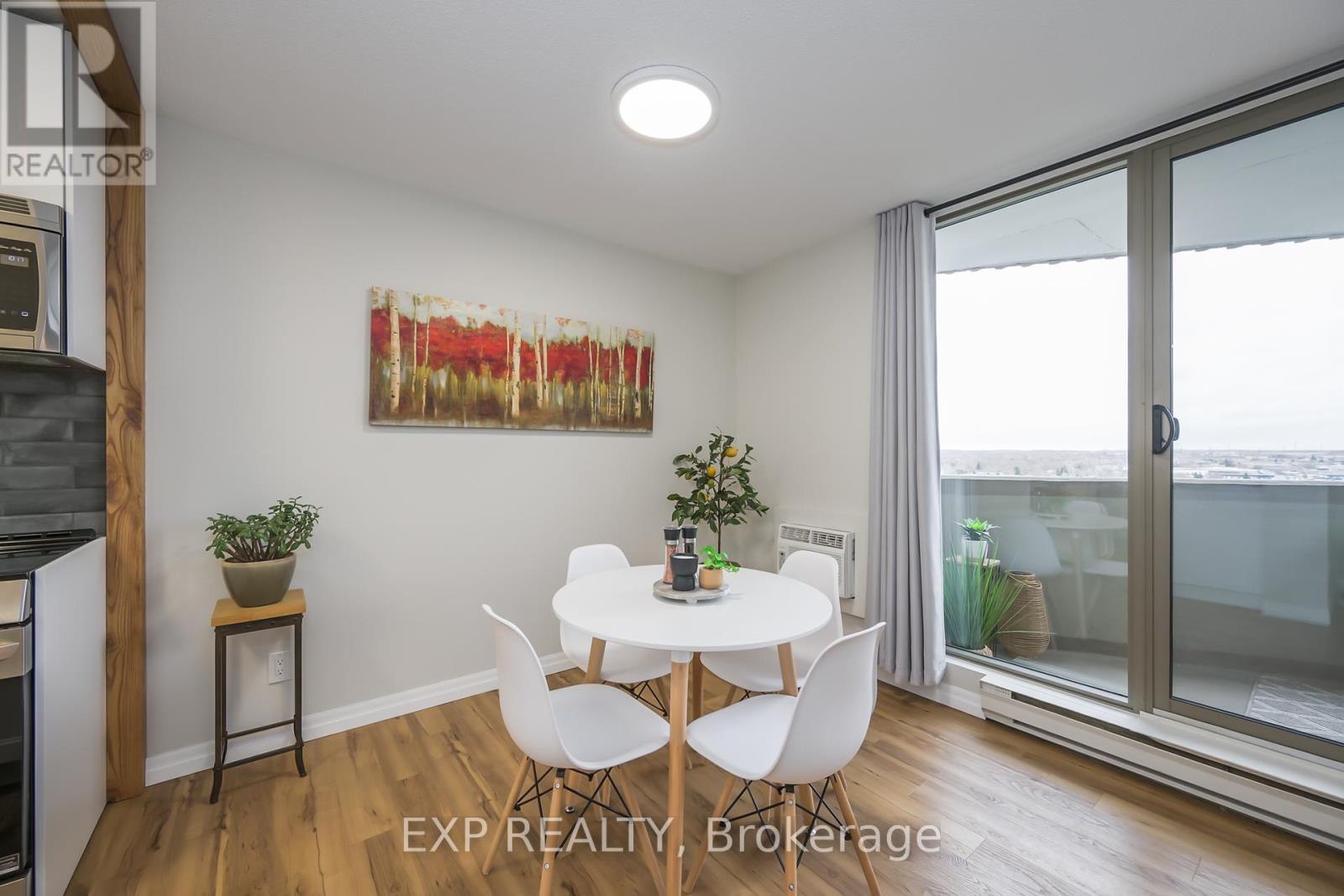 Photo 9 of 26 for 1507 - 1103 Jalna Boulevard