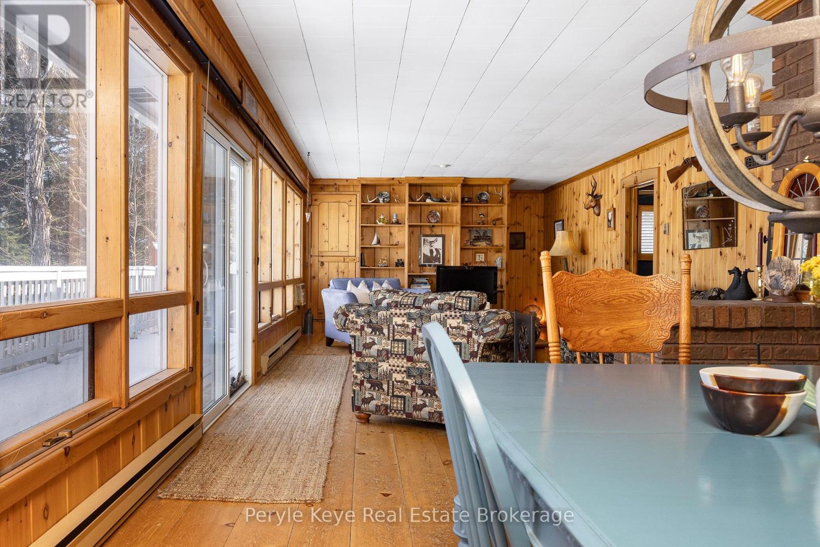 1019 Raspberry Lane, Lake Of Bays, Ontario  P0A 1H0 - Photo 22 - X12041973