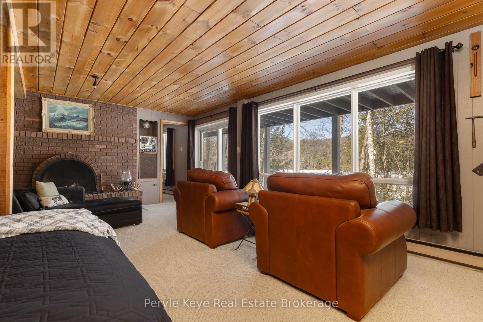 1019 Raspberry Lane, Lake Of Bays, Ontario  P0A 1H0 - Photo 40 - X12041973
