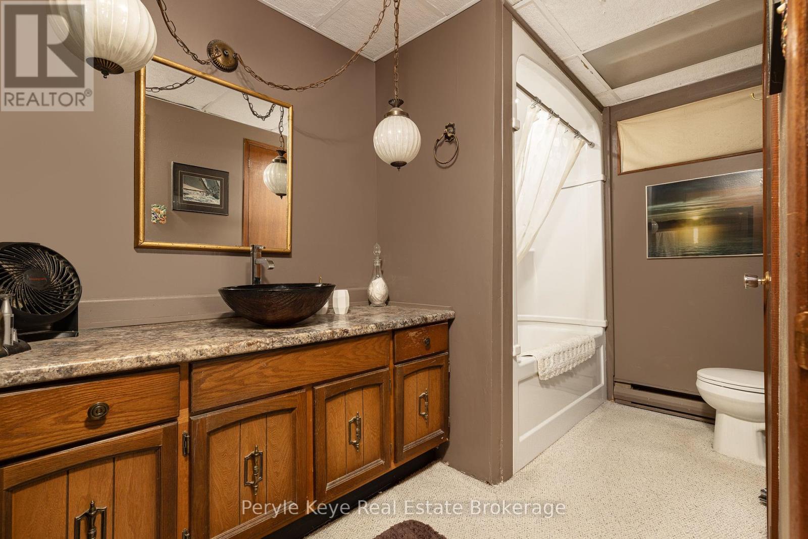 1019 Raspberry Lane, Lake Of Bays, Ontario  P0A 1H0 - Photo 41 - X12041973