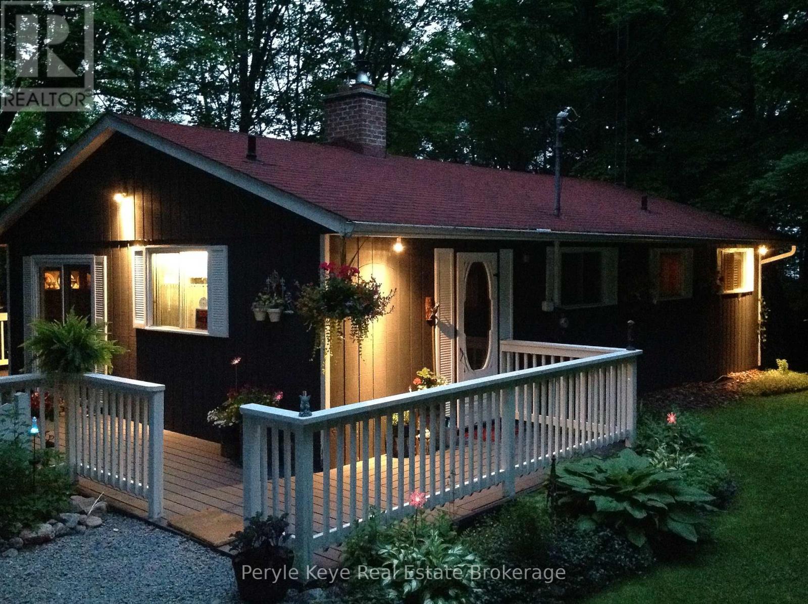 1019 Raspberry Lane, Lake Of Bays, Ontario  P0A 1H0 - Photo 8 - X12041973