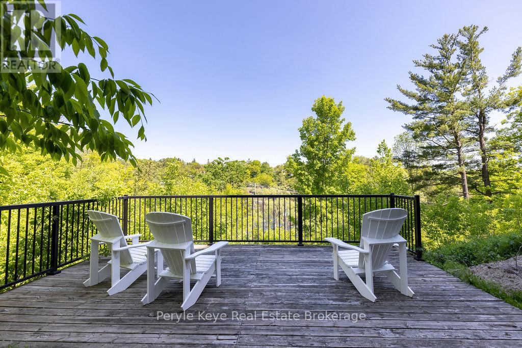 Gl6 - 10b Kimberley Avenue, Bracebridge, Ontario  P1L 0A6 - Photo 44 - X12041993