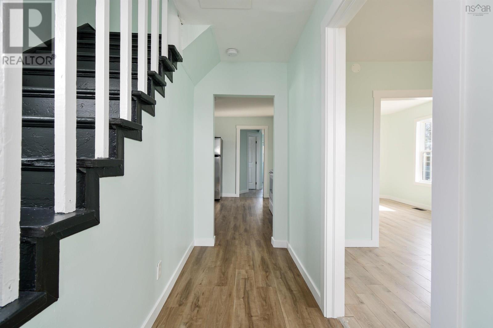 83 Borden Street, Glace Bay, Nova Scotia  B1A 1Y5 - Photo 4 - 202505822