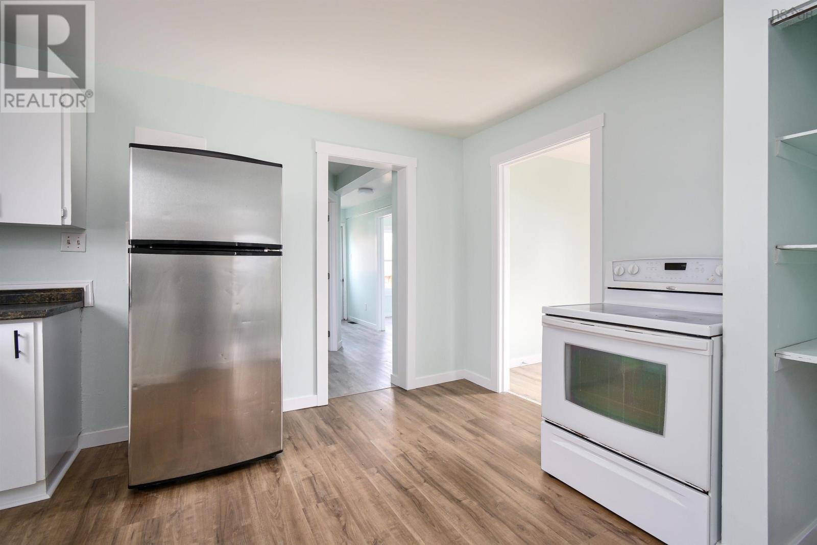 83 Borden Street, Glace Bay, Nova Scotia  B1A 1Y5 - Photo 8 - 202505822