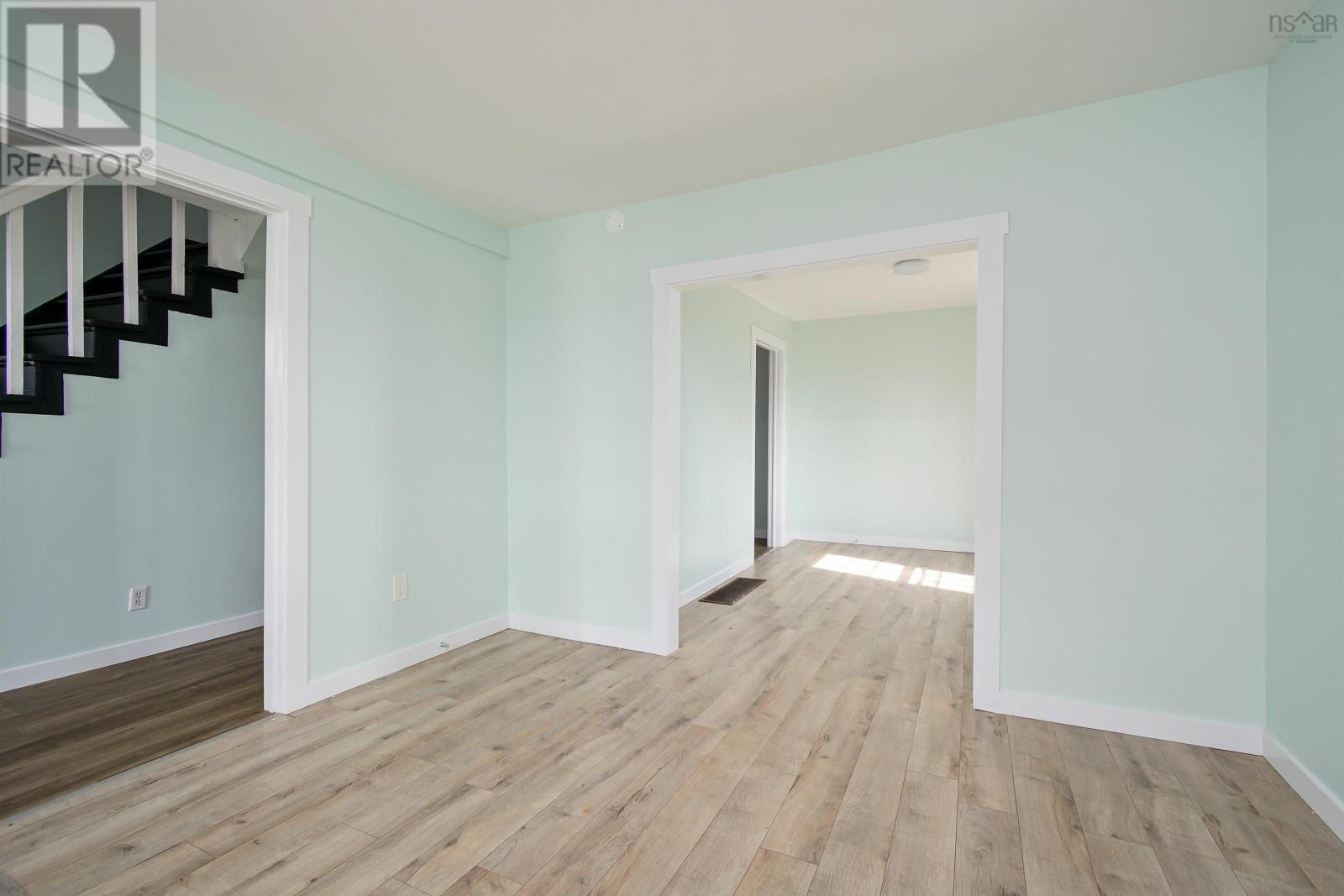 83 Borden Street, Glace Bay, Nova Scotia  B1A 1Y5 - Photo 9 - 202505822