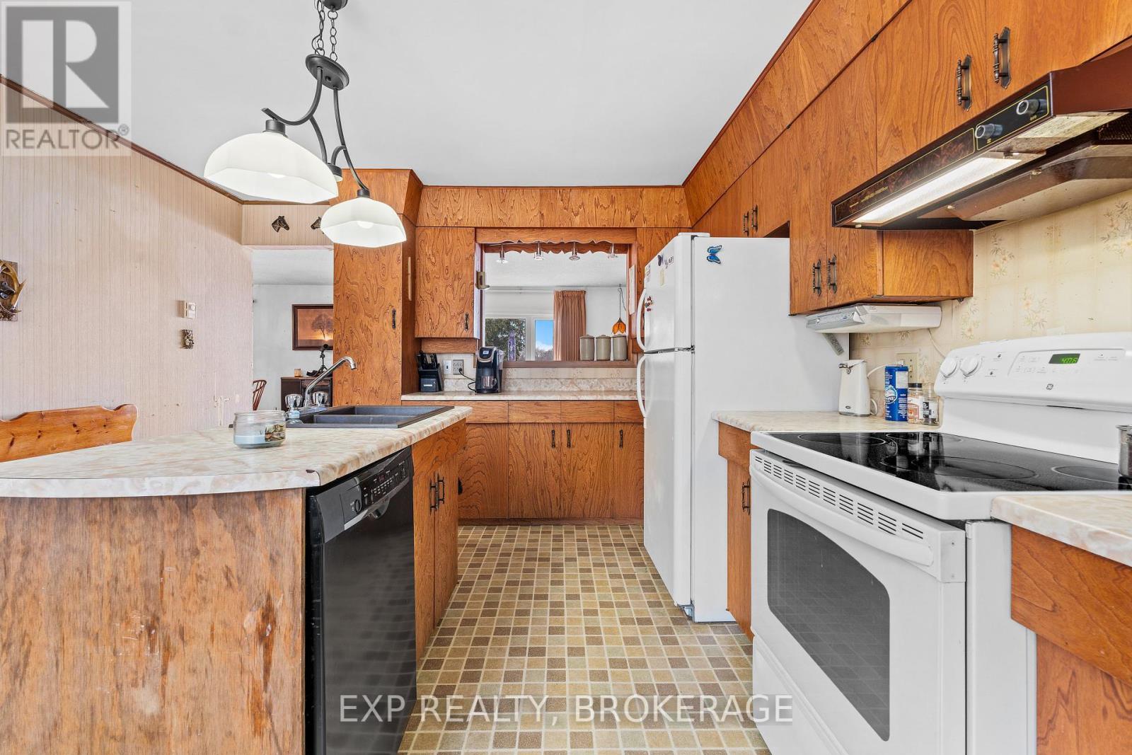 4205 Maple Drive, Frontenac, Ontario  K0H 1W0 - Photo 26 - X12041936