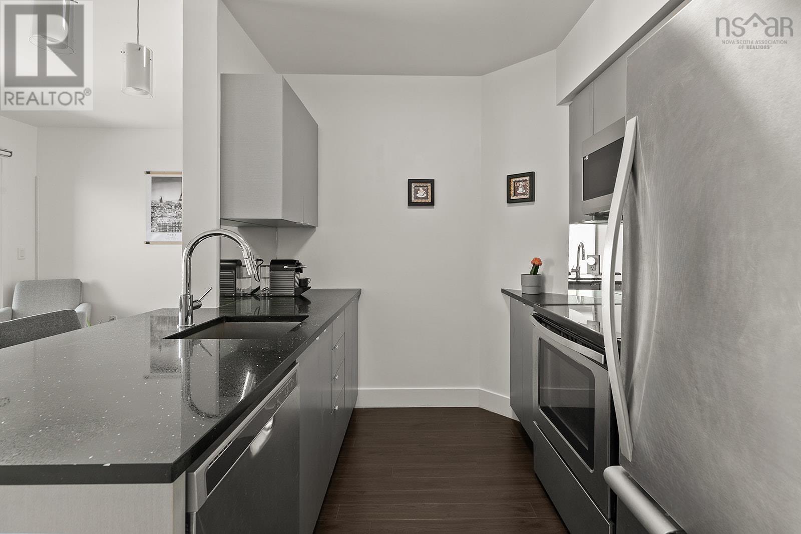 308 5677 Harris Street, Halifax, Nova Scotia  B3K 0G4 - Photo 5 - 202503831