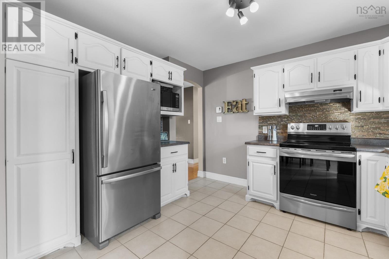 199 Sunnyvale Crescent, Lower Sackville, Nova Scotia  B4E 2S9 - Photo 20 - 202505826