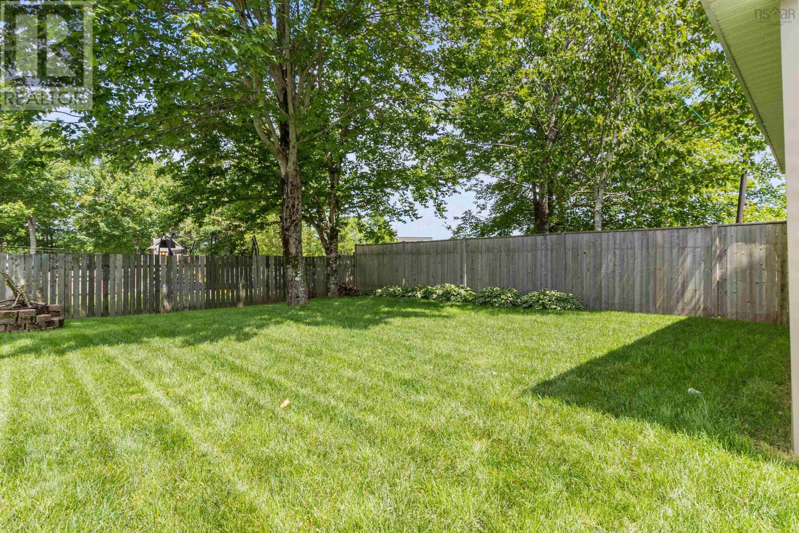199 Sunnyvale Crescent, Lower Sackville, Nova Scotia  B4E 2S9 - Photo 6 - 202505826