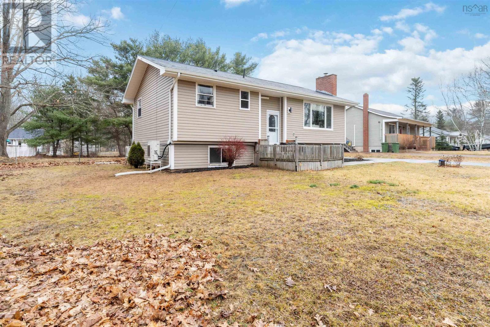 3250 Cornwallis Crescent, Coldbrook, Nova Scotia  B4R 1A2 - Photo 3 - 202505829