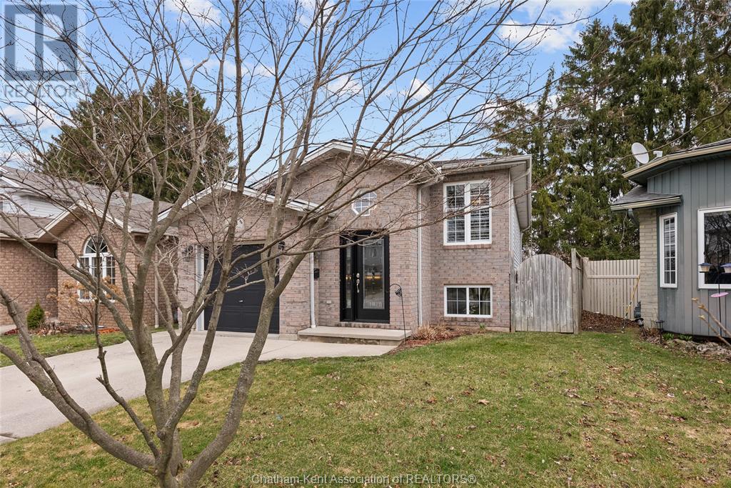 Property at 38 FIELDSTONE PLACE image 4