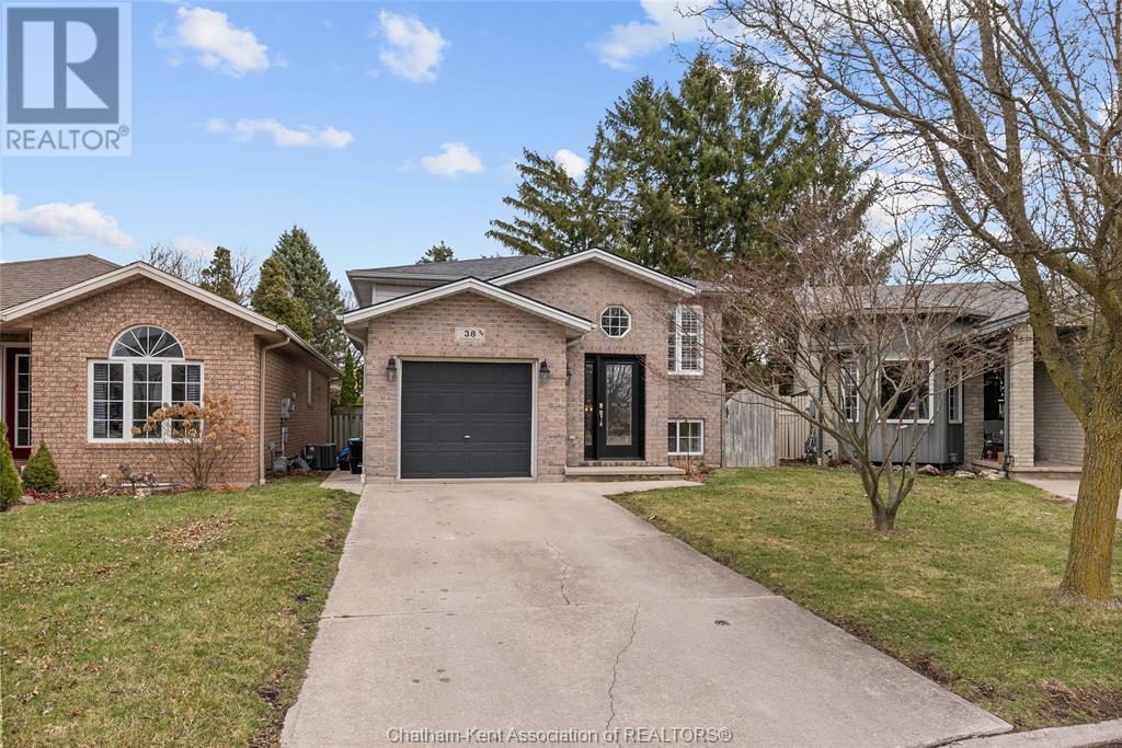 Property at 38 FIELDSTONE PLACE image 5