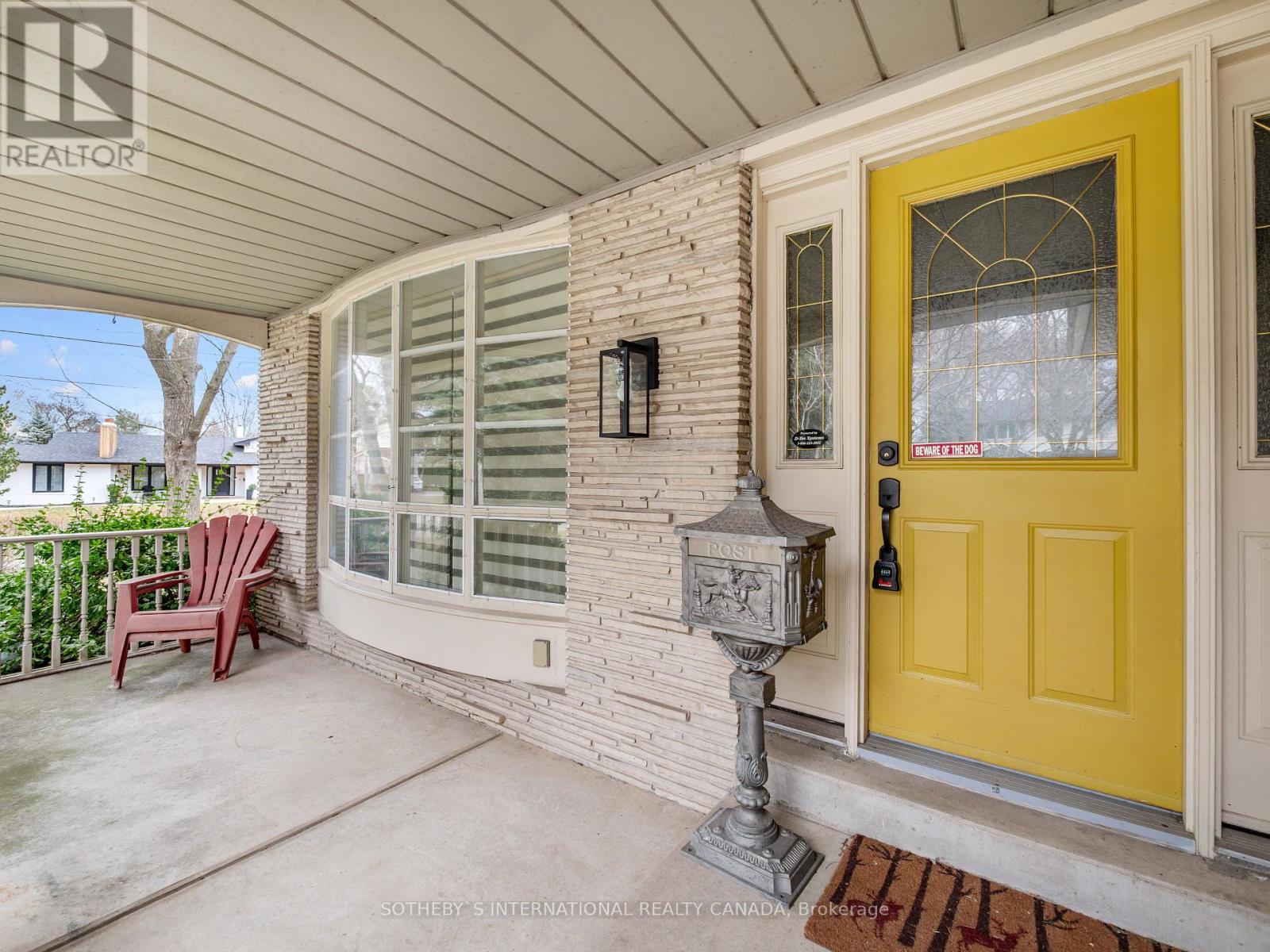 Property at 1601 CALUMET PLACE image 3