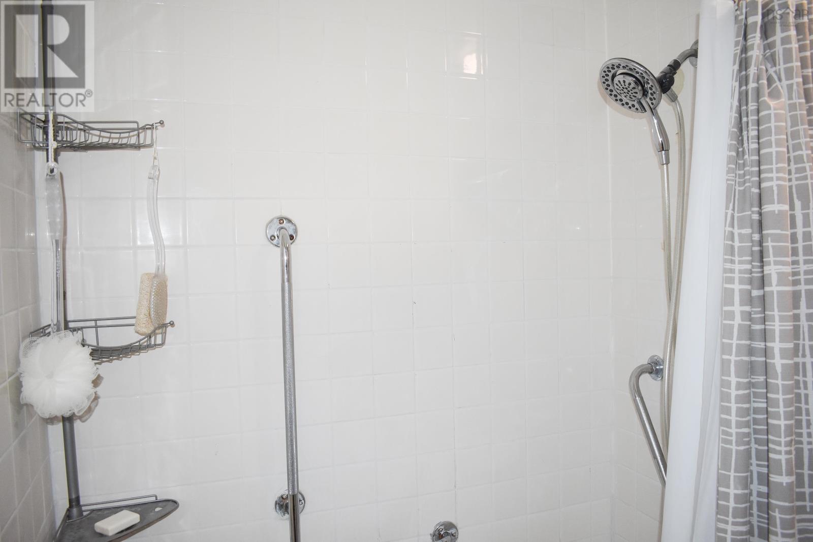 153 Mcgee Street, Springhill, Nova Scotia  B0M 1X0 - Photo 12 - 202505831