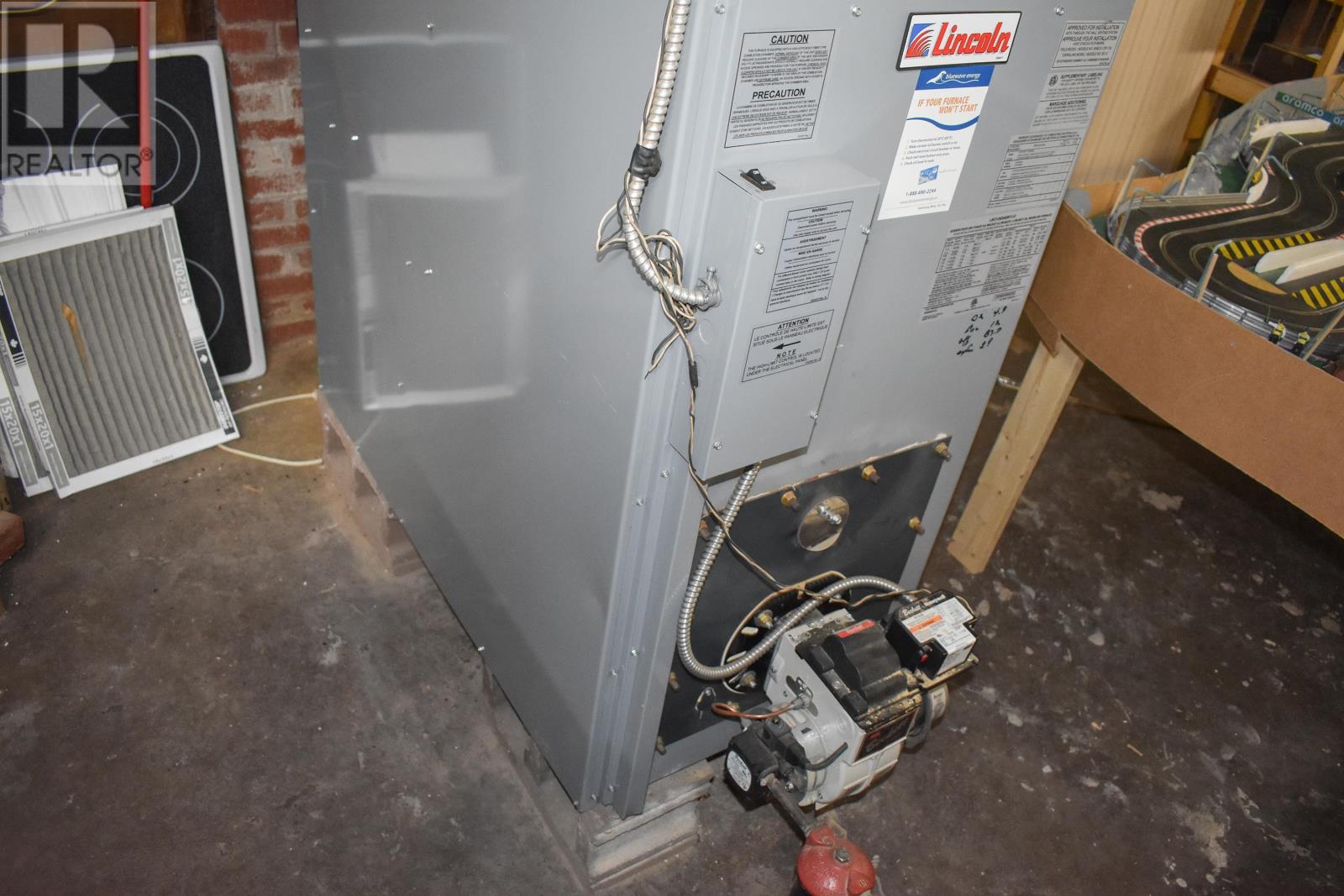 153 Mcgee Street, Springhill, Nova Scotia  B0M 1X0 - Photo 18 - 202505831