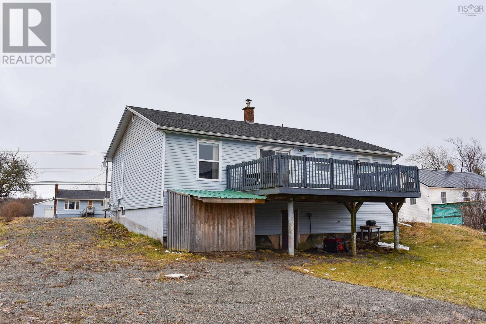 153 Mcgee Street, Springhill, Nova Scotia  B0M 1X0 - Photo 2 - 202505831
