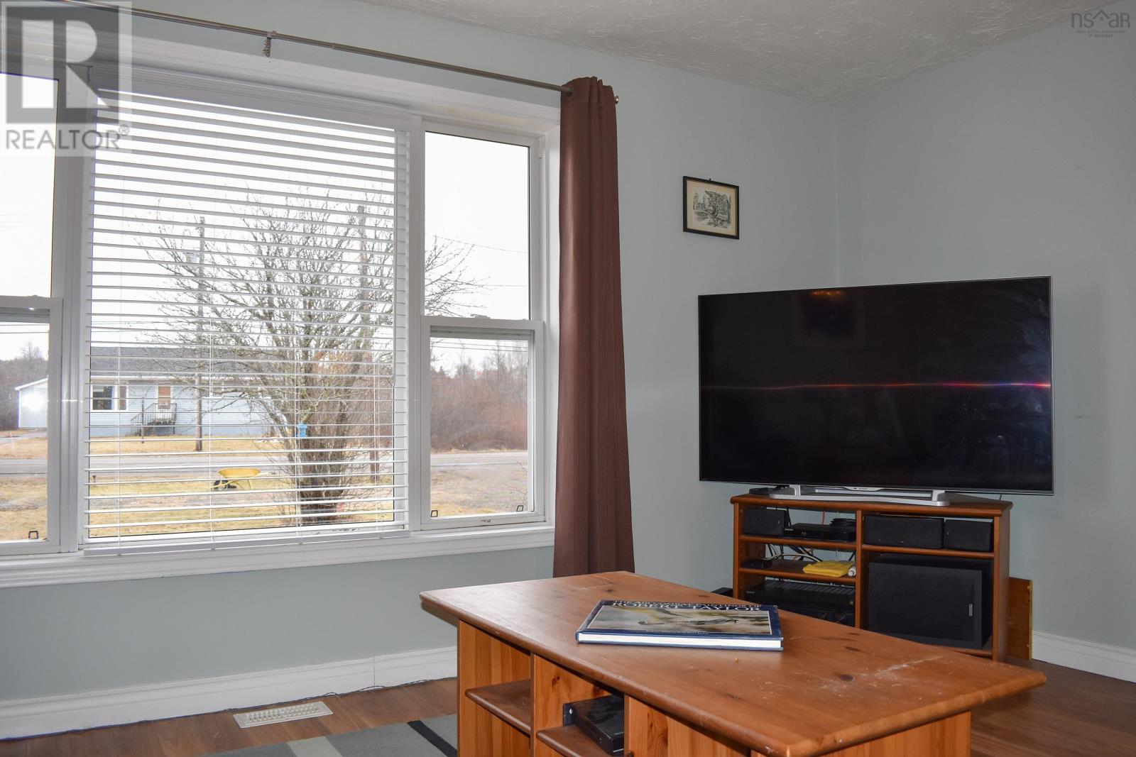 153 Mcgee Street, Springhill, Nova Scotia  B0M 1X0 - Photo 9 - 202505831