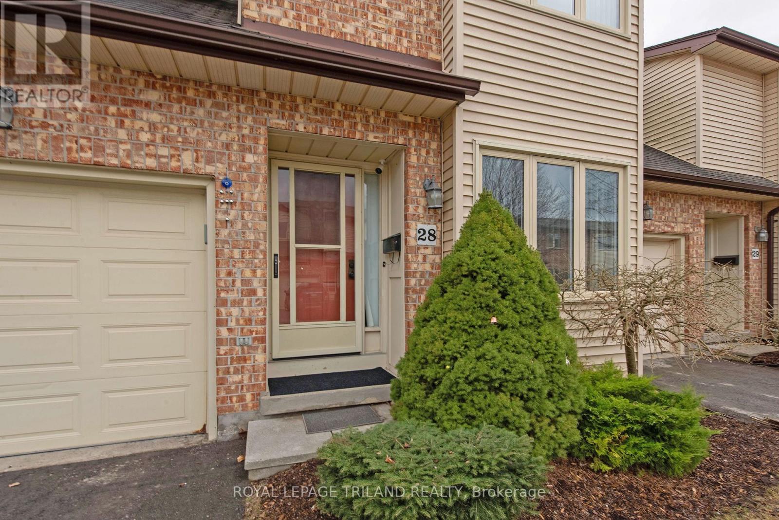 Property at 28 - 308 CONWAY DRIVE image 4