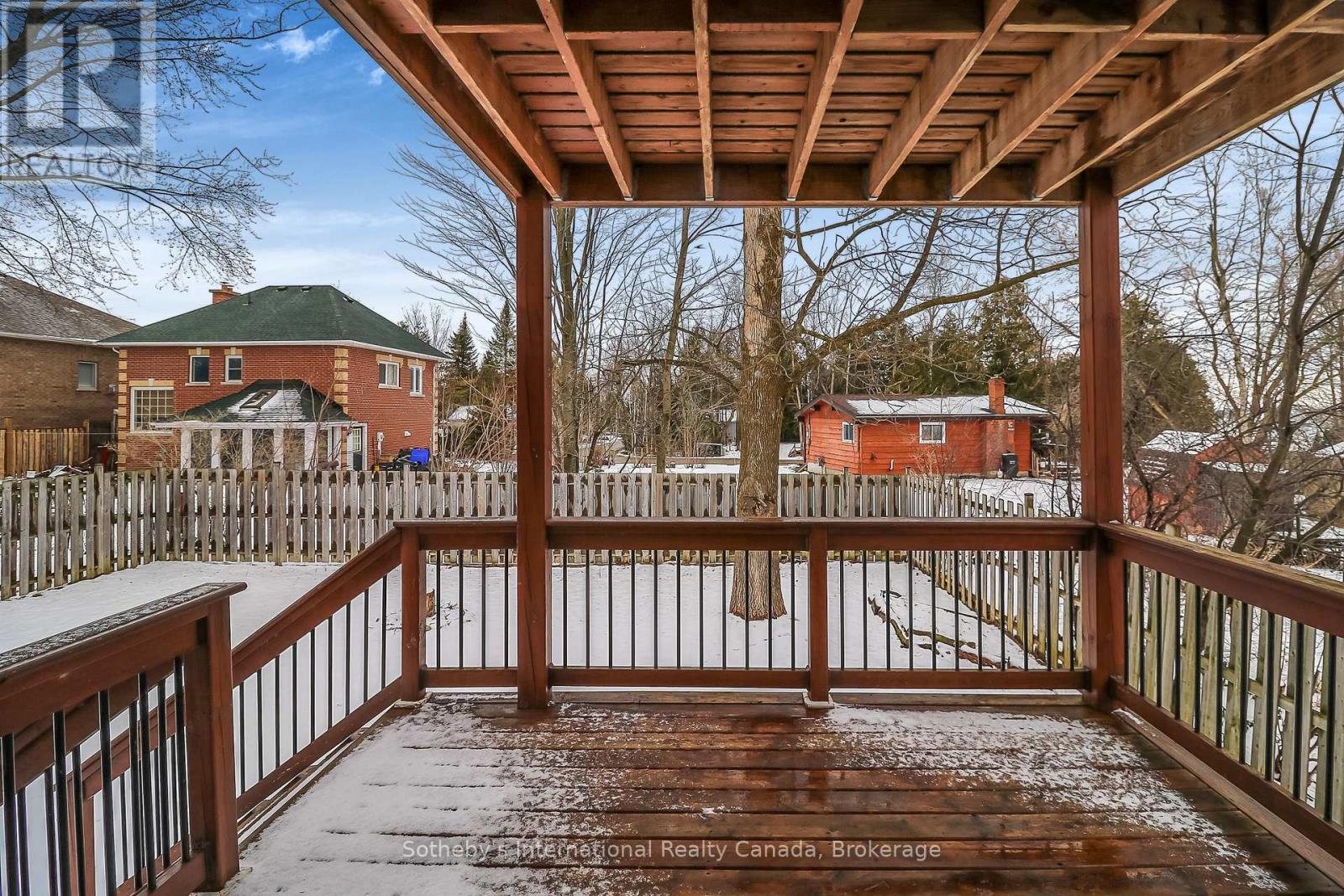 16 Nottawa Road, Wasaga Beach, Ontario  L9Y 2Y6 - Photo 13 - S12042037