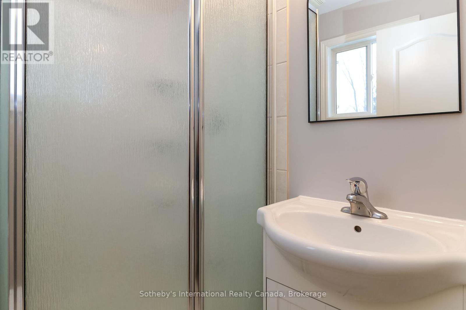 16 Nottawa Road, Wasaga Beach, Ontario  L9Y 2Y6 - Photo 32 - S12042037