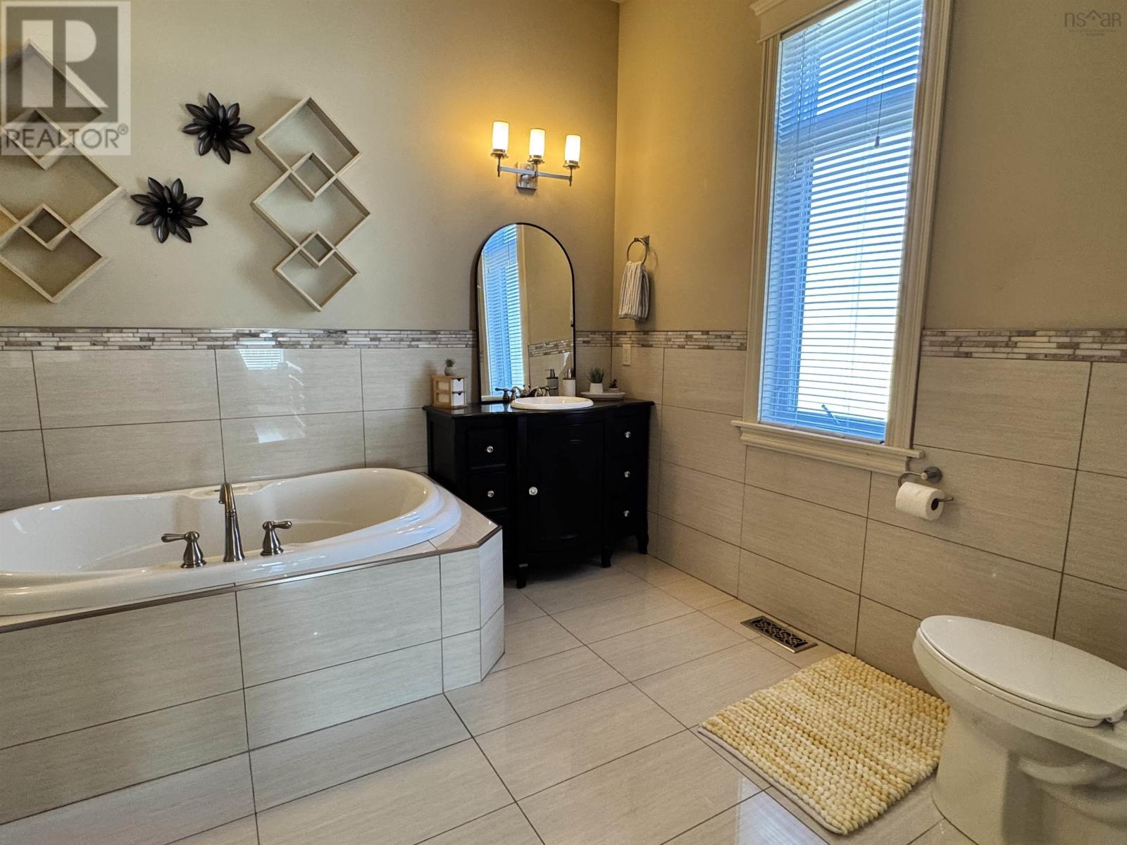 42 Canso Drive, Sydney, Nova Scotia  B1P 7E5 - Photo 27 - 202505823