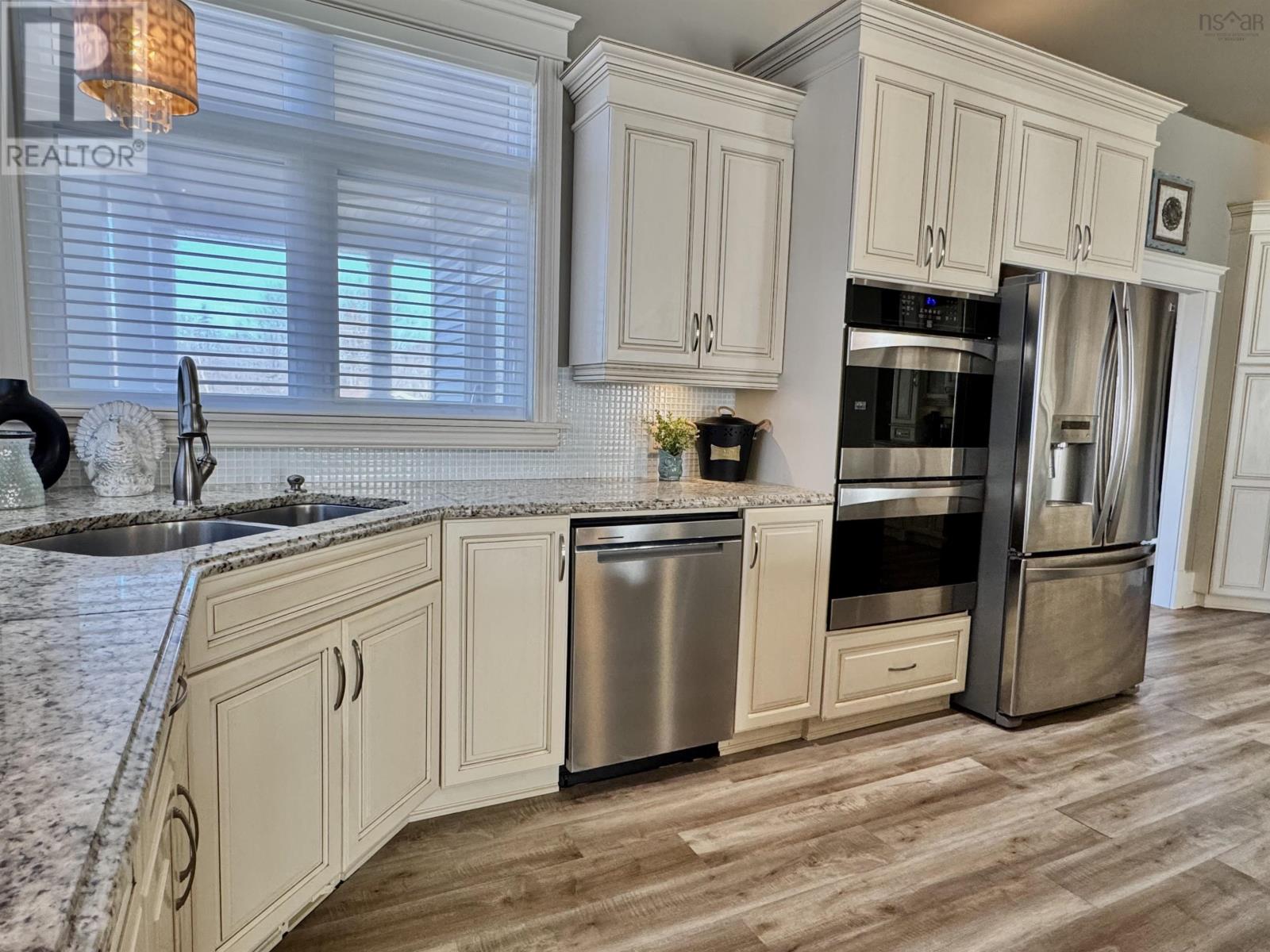 42 Canso Drive, Sydney, Nova Scotia  B1P 7E5 - Photo 8 - 202505823