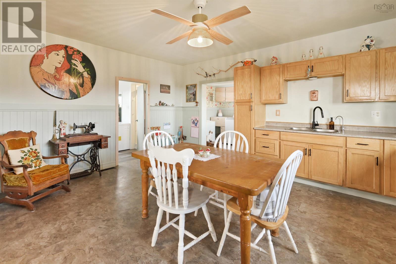 14272 Cabot Trail, Chéticamp, Nova Scotia  B0E 1H0 - Photo 11 - 202505837