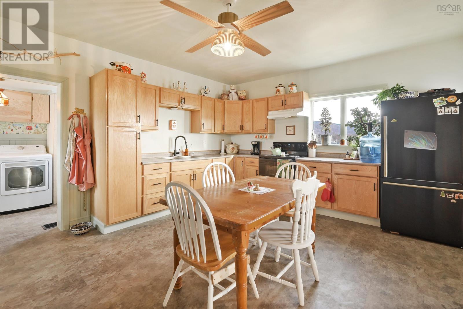 14272 Cabot Trail, Chéticamp, Nova Scotia  B0E 1H0 - Photo 12 - 202505837